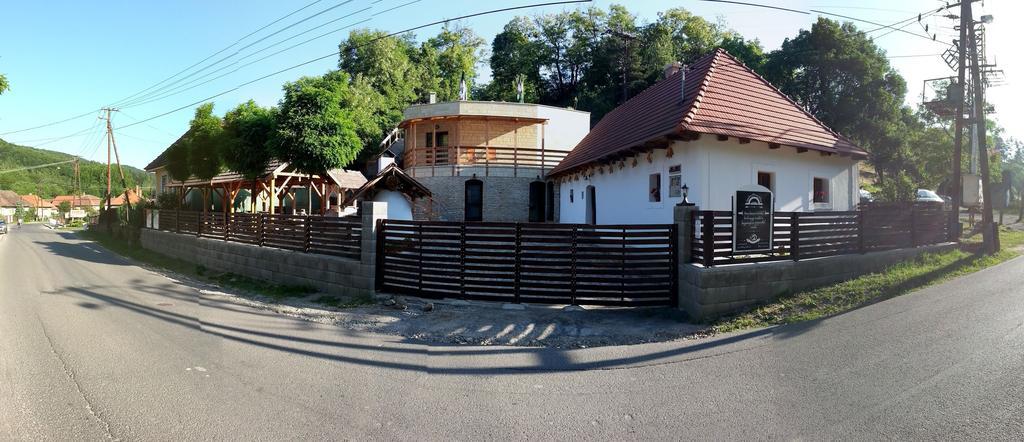 Zempleni Pitvaros Piheno Telkibánya Exterior foto